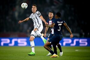 Juventus vs. PSG match preview: Time, TV schedule, and how to watch the  Champions League - Black & White & Read All Over